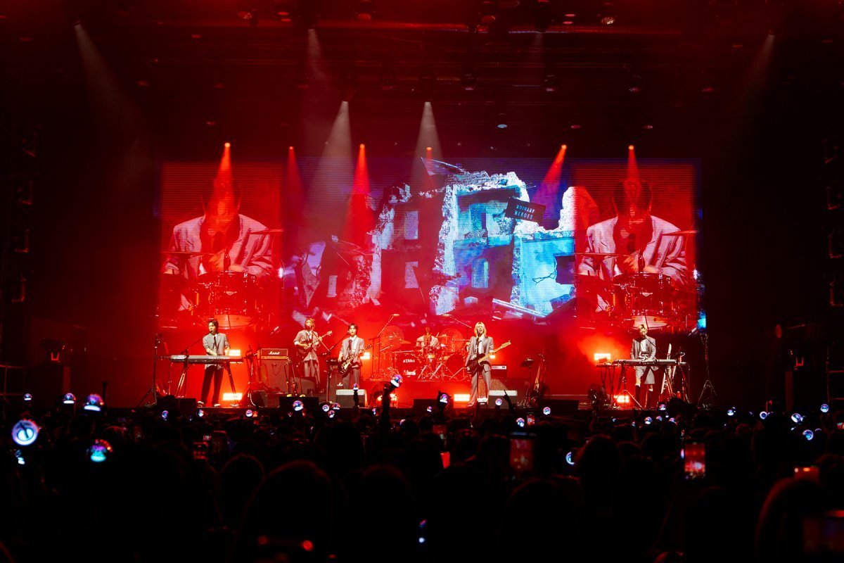 Xdinary Heroes performing in Bangkok during their Beautiful Mind World Tour