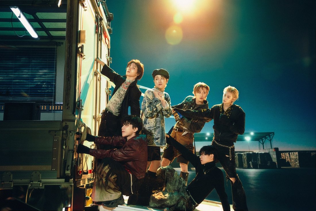BOYNEXTDOOR No Genre album cover