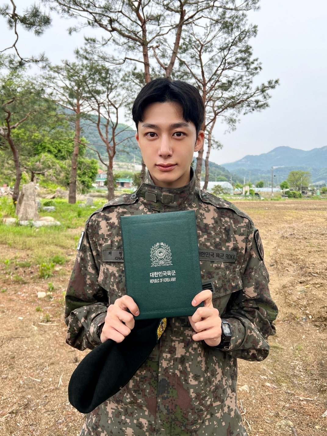MONSTA X Hyungwon returns after military service