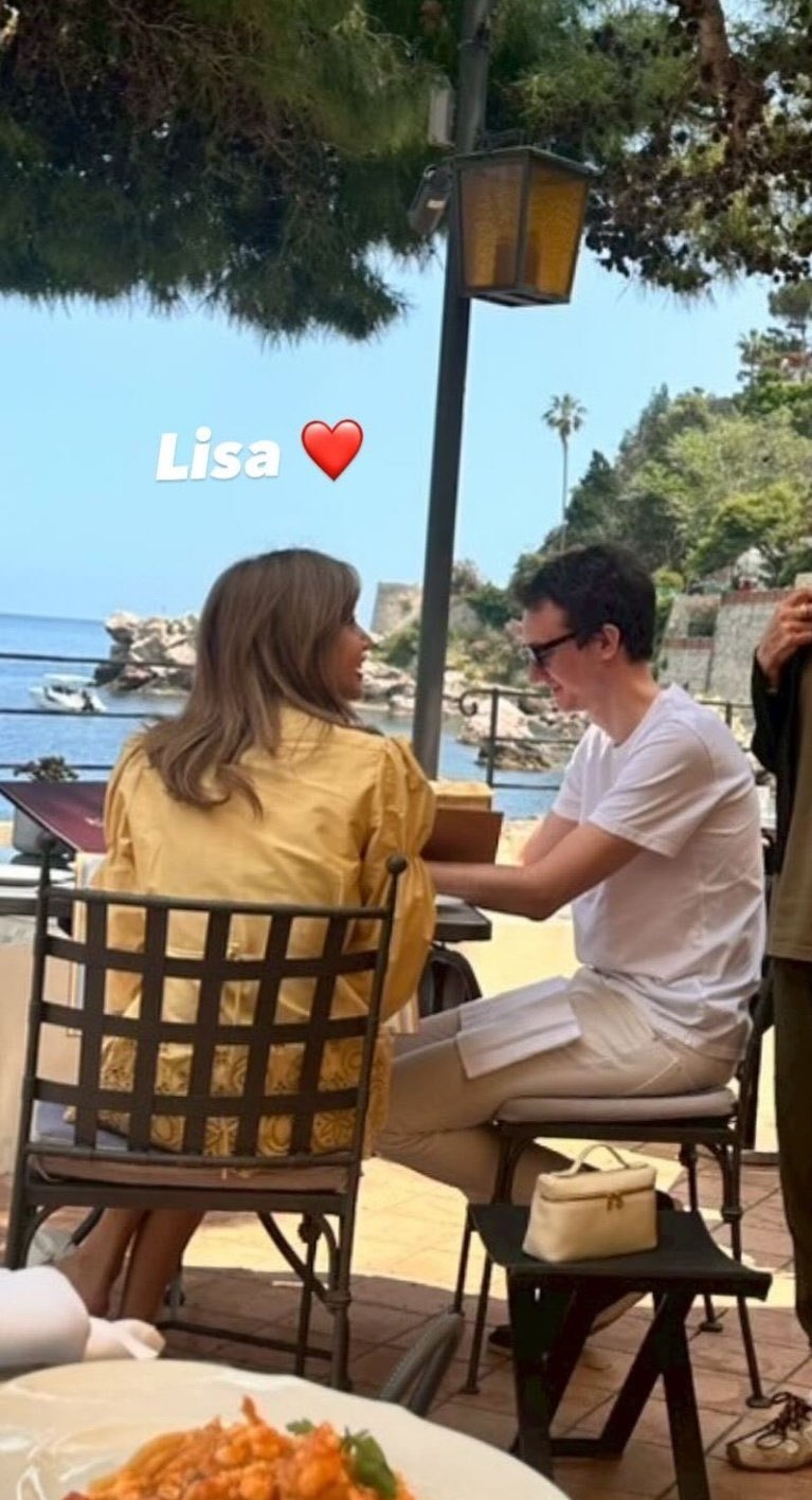 BLACKPINK Lisa enjoying a date with Frederic Arnault in Sicily, Italy. Photo by Getty Images.