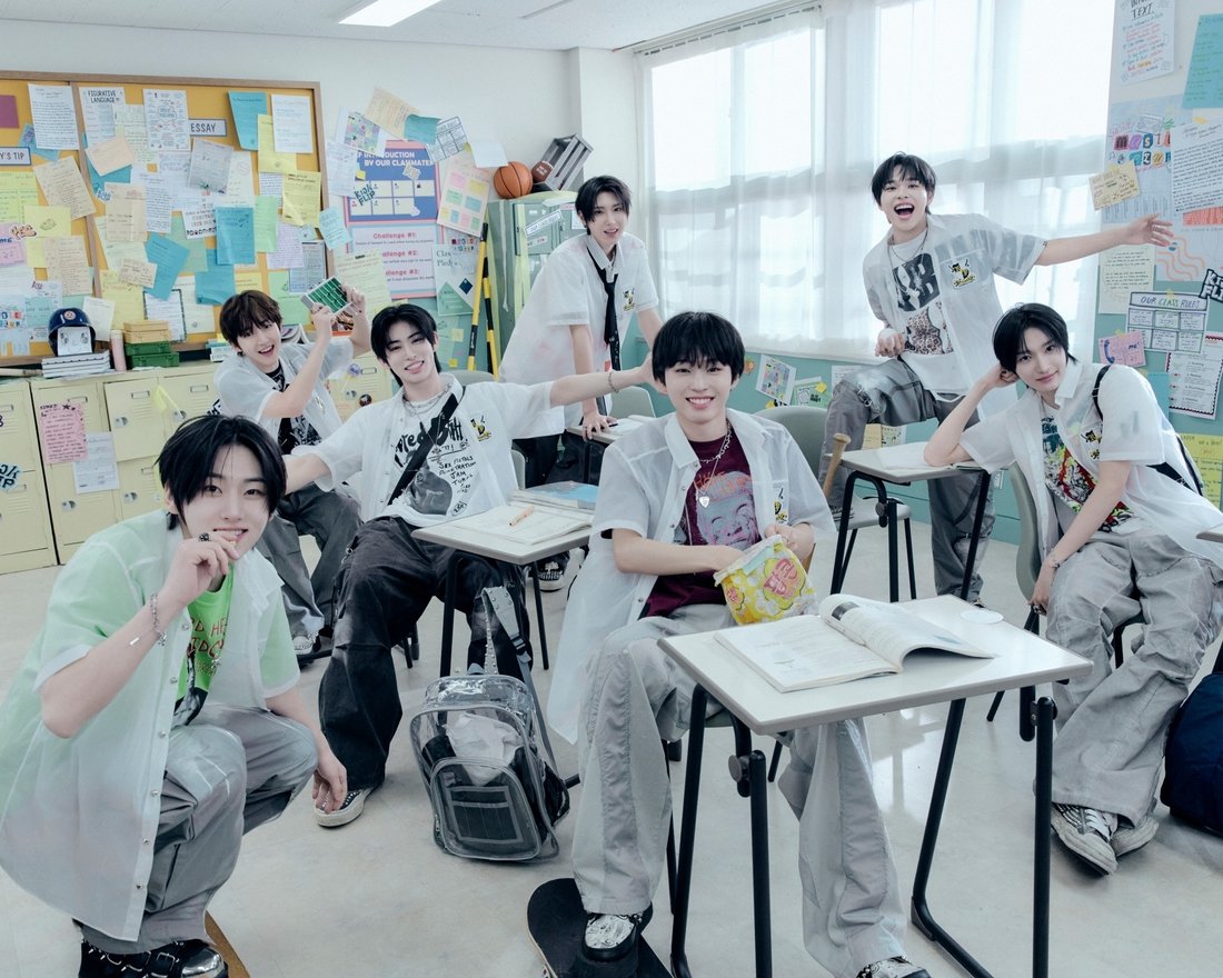 KickFlip 2nd mini album Kick Out Flip Now promotional image