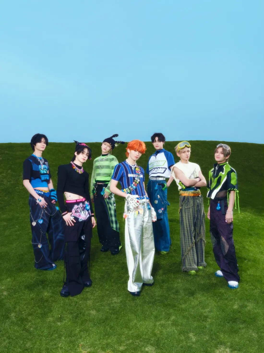 AOEN debut 'The Blue Sun' HYBE Labels