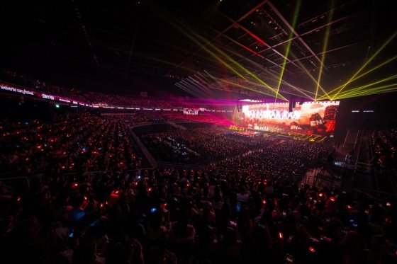 2025 Weverse Con Festival outdoor stage overview